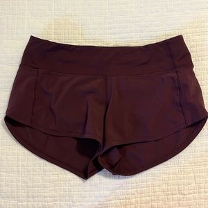 size 2 lululemon shorts